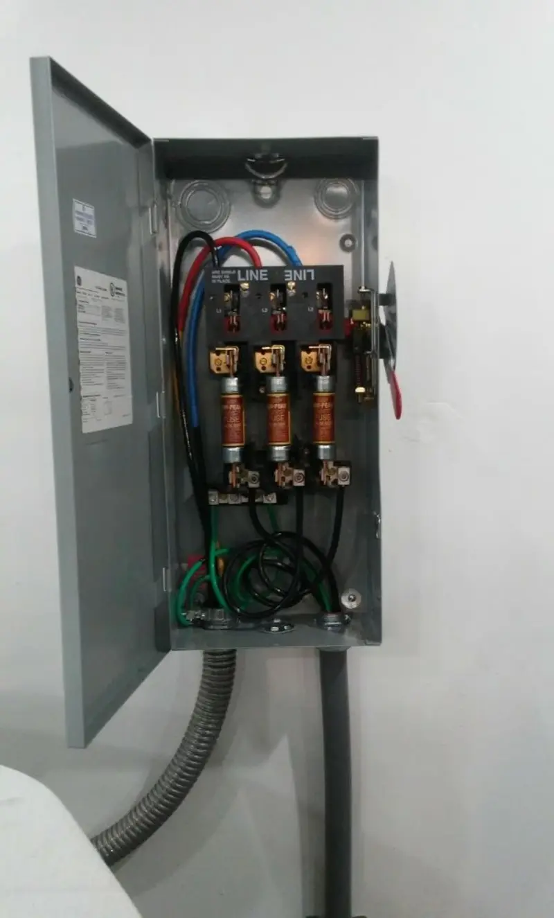 Three-phase disconnect switch installed for Electrical Wiring & Rewiring in Kearney